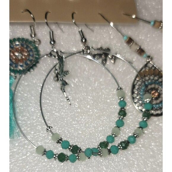 New 6 Pair of Coordinated Earrings - Picture 4 of 6